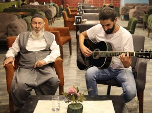 Elazığ’da Rock ve tasavvuf sanatkarı düet yaptı