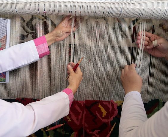 Erzurum’da asırlık Bardız kilimi, eski motifleriyle tekrar dokunuyor