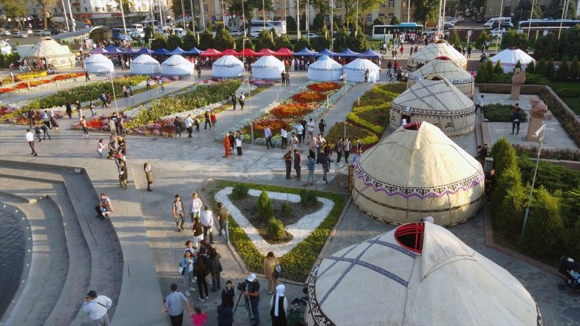 Kırgızistan’da Dünya Halk Destanları Şenliği başladı