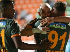 Alanyaspor, konutunda Kasımpaşa’yı yendi